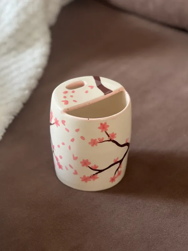 Керамічний travel cup із сакурою та напівкришкою