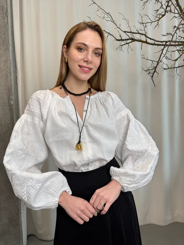 Вишиванка "Дарина" EMBR GEM